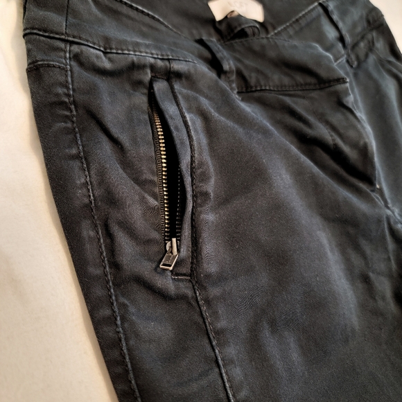 Black pants - Picture 5 of 5